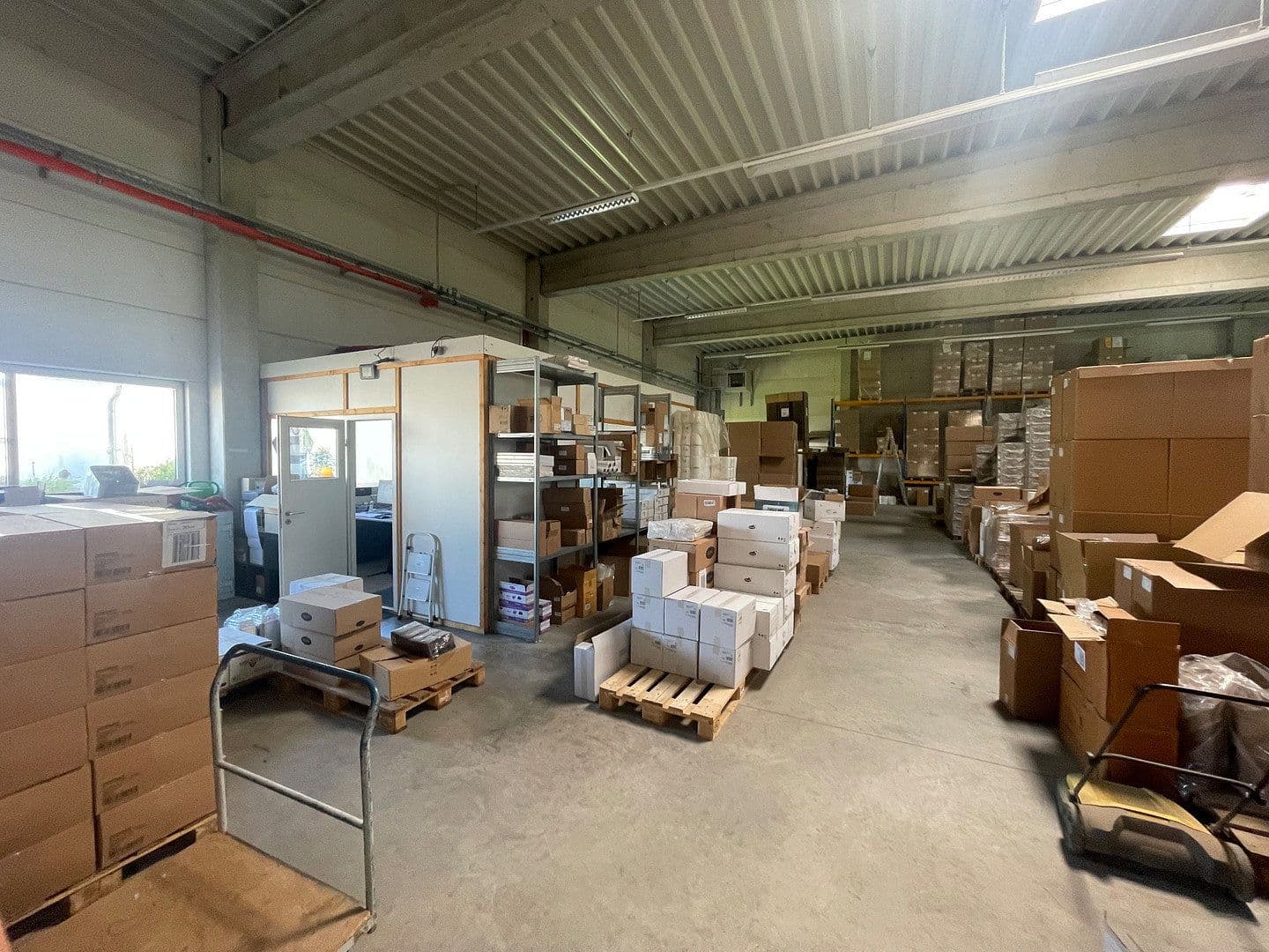 Pronájem nebytového prostoru 660 m², Pinneberg, Šlesvicko-Holštýnsko Pronájem nebytového prostoru 660 m², Pinneberg, Šlesvicko-Holštýnsko
