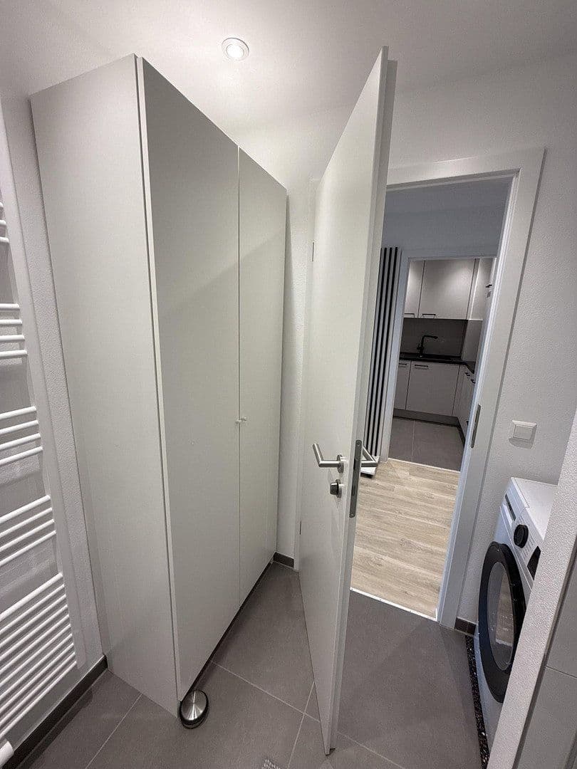 Pronájem bytu 1+1 39 m², Plieninger Straße 100, Stuttgart Möhringen, Bádensko-Württembersko Pronájem bytu 1+1 39 m², Plieninger Straße 100, Stuttgart Möhringen, Bádensko-Württembersko