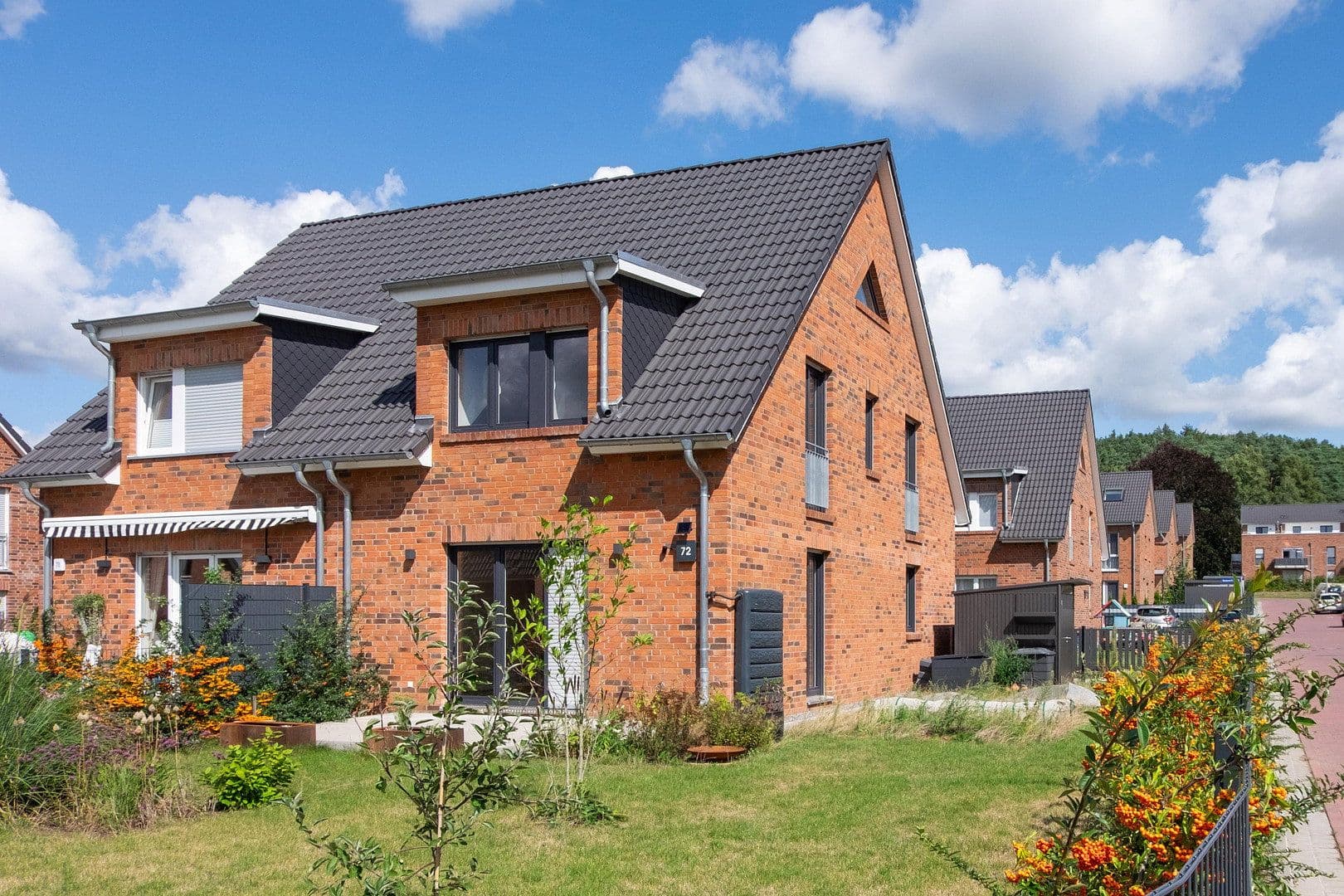 Pronájem domu 127 m², pozemek 389 m², Weidentrift, Geesthacht, Šlesvicko-Holštýnsko Pronájem domu 127 m², pozemek 389 m², Weidentrift, Geesthacht, Šlesvicko-Holštýnsko
