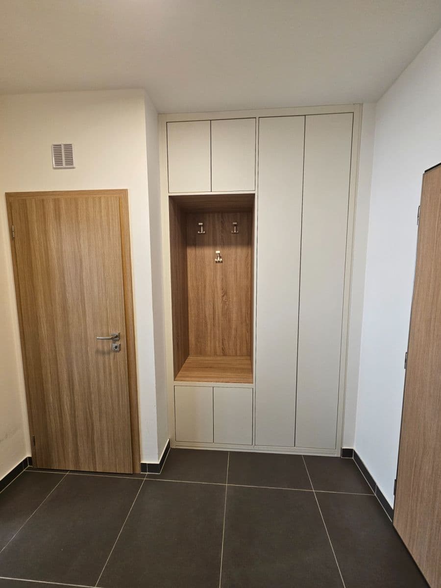 Pronájem bytu 2+kk 53 m², Kardausova, Praha, Praha Pronájem bytu 2+kk 53 m², Kardausova, Praha, Praha