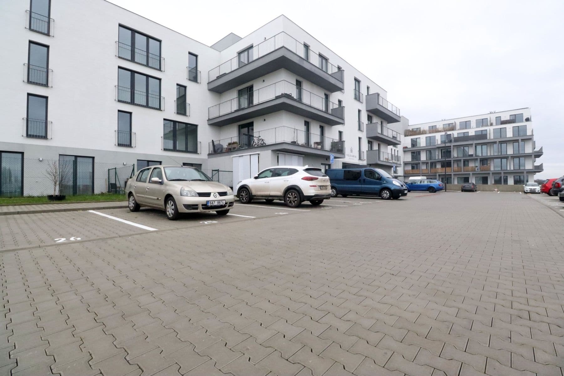 Pronájem bytu 2+kk 53 m², Velvarská, Horoměřice, Středočeský kraj Pronájem bytu 2+kk 53 m², Velvarská, Horoměřice, Středočeský kraj