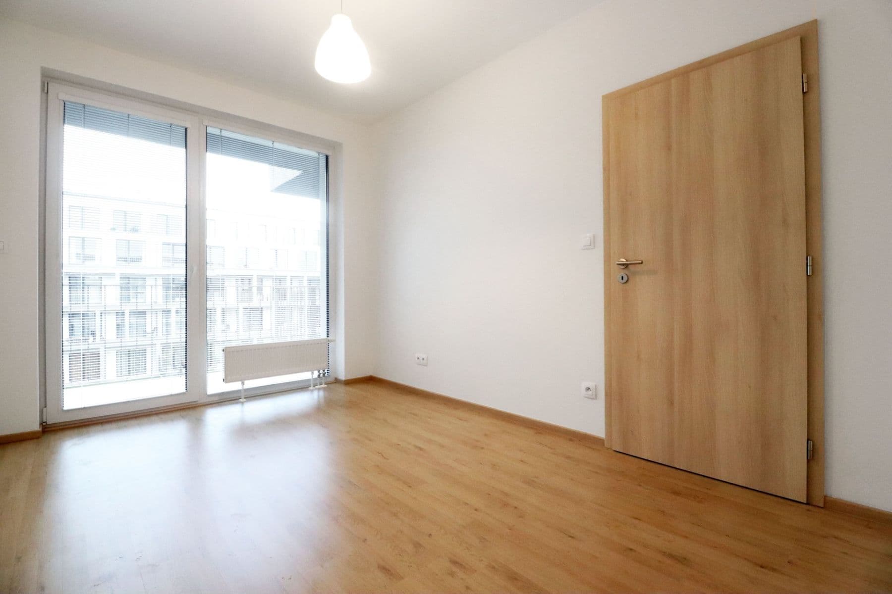 Pronájem bytu 2+kk 53 m², Velvarská, Horoměřice, Středočeský kraj Pronájem bytu 2+kk 53 m², Velvarská, Horoměřice, Středočeský kraj