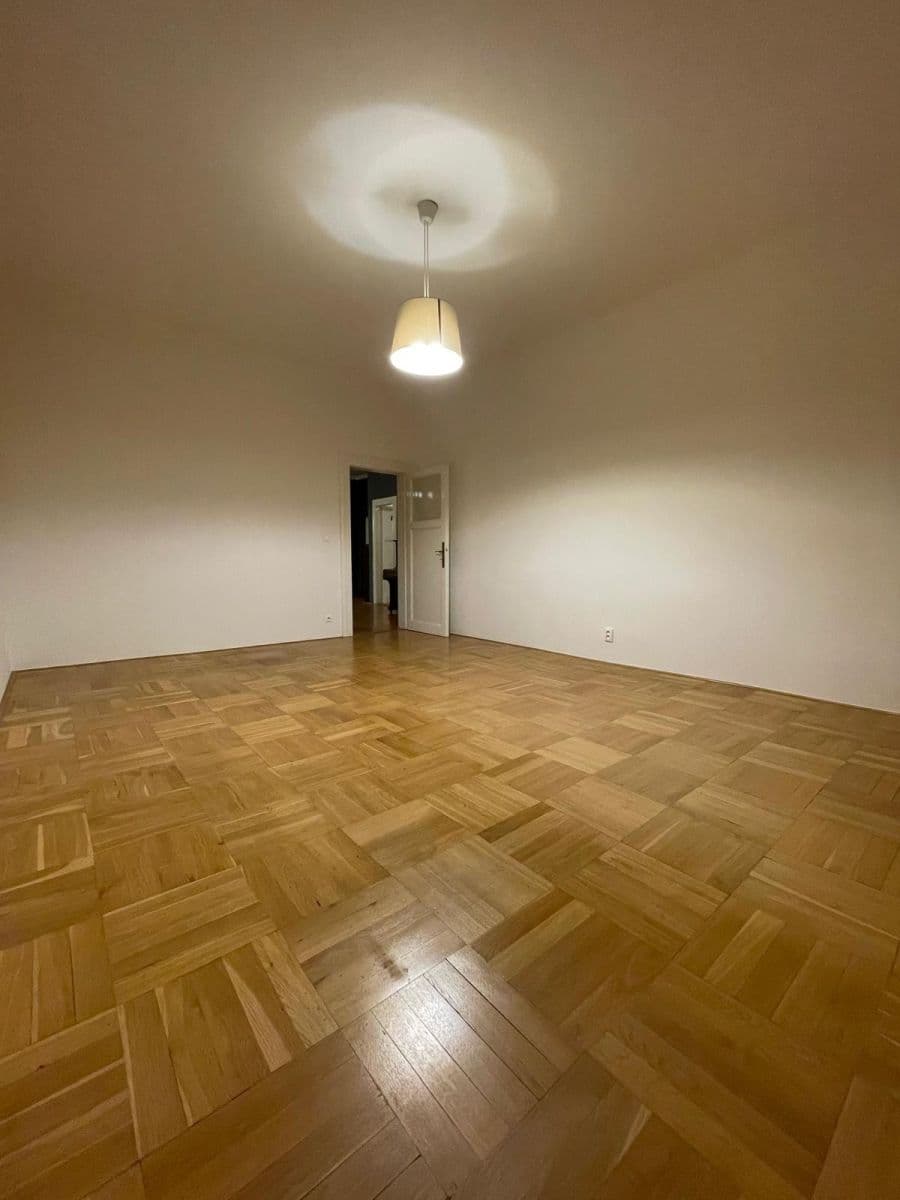 Pronájem bytu 3+1 110 m², Lucemburská, Praha, Praha Pronájem bytu 3+1 110 m², Lucemburská, Praha, Praha