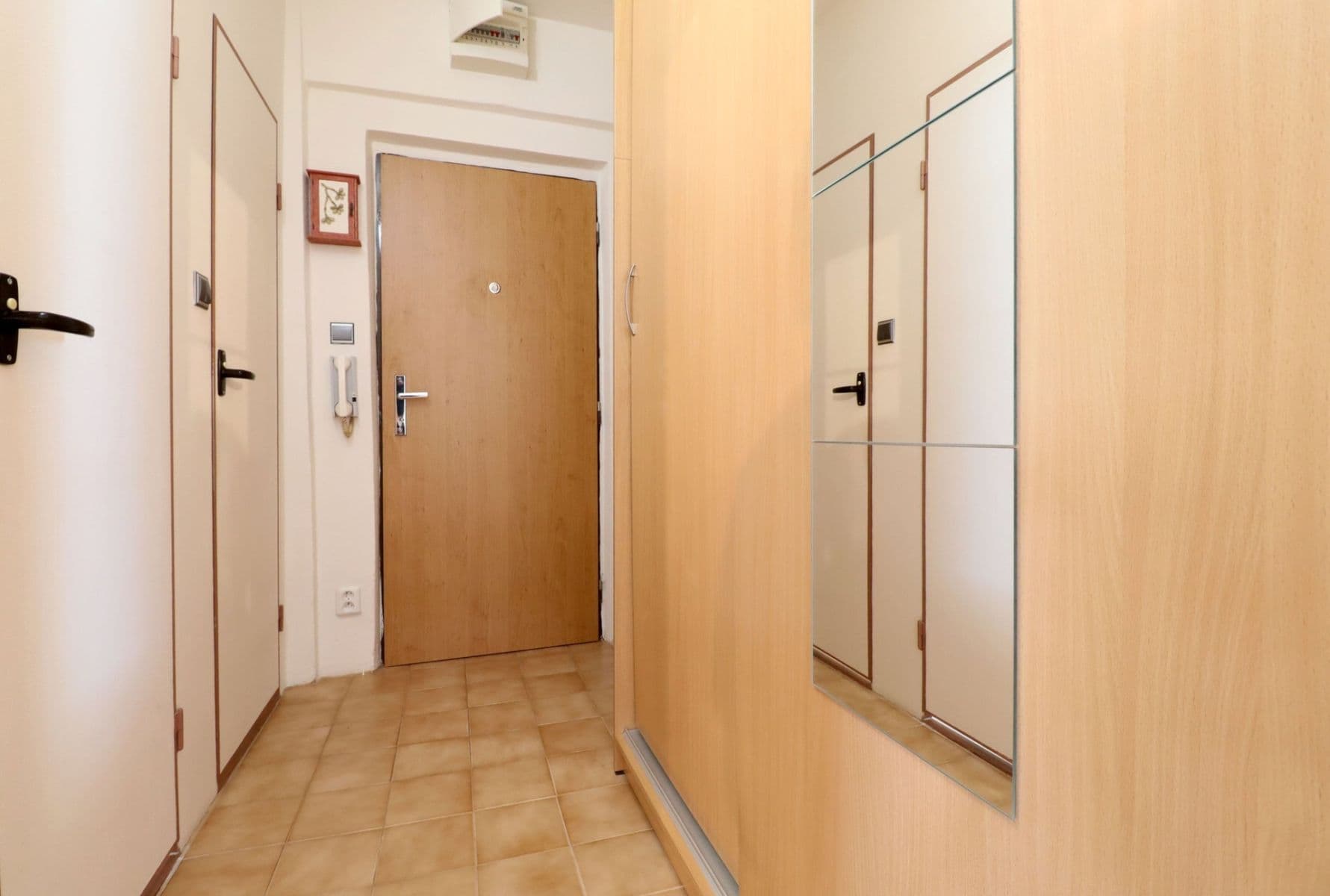 Pronájem bytu 1+1 44 m², Jana Švermy, Benešov, Středočeský kraj Pronájem bytu 1+1 44 m², Jana Švermy, Benešov, Středočeský kraj