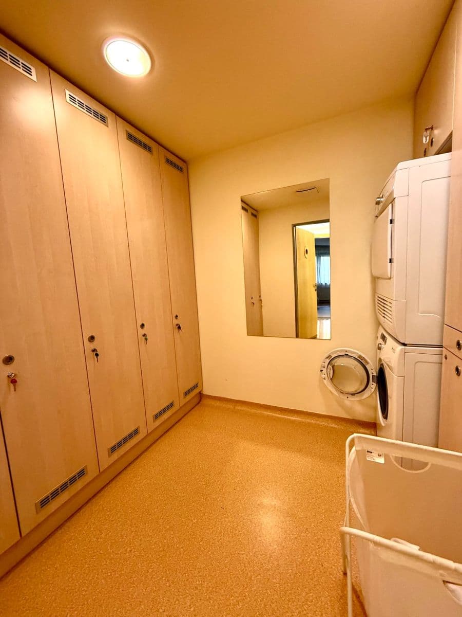 Pronájem nebytového prostoru 20 m², Filmařská, Praha, Praha Pronájem nebytového prostoru 20 m², Filmařská, Praha, Praha