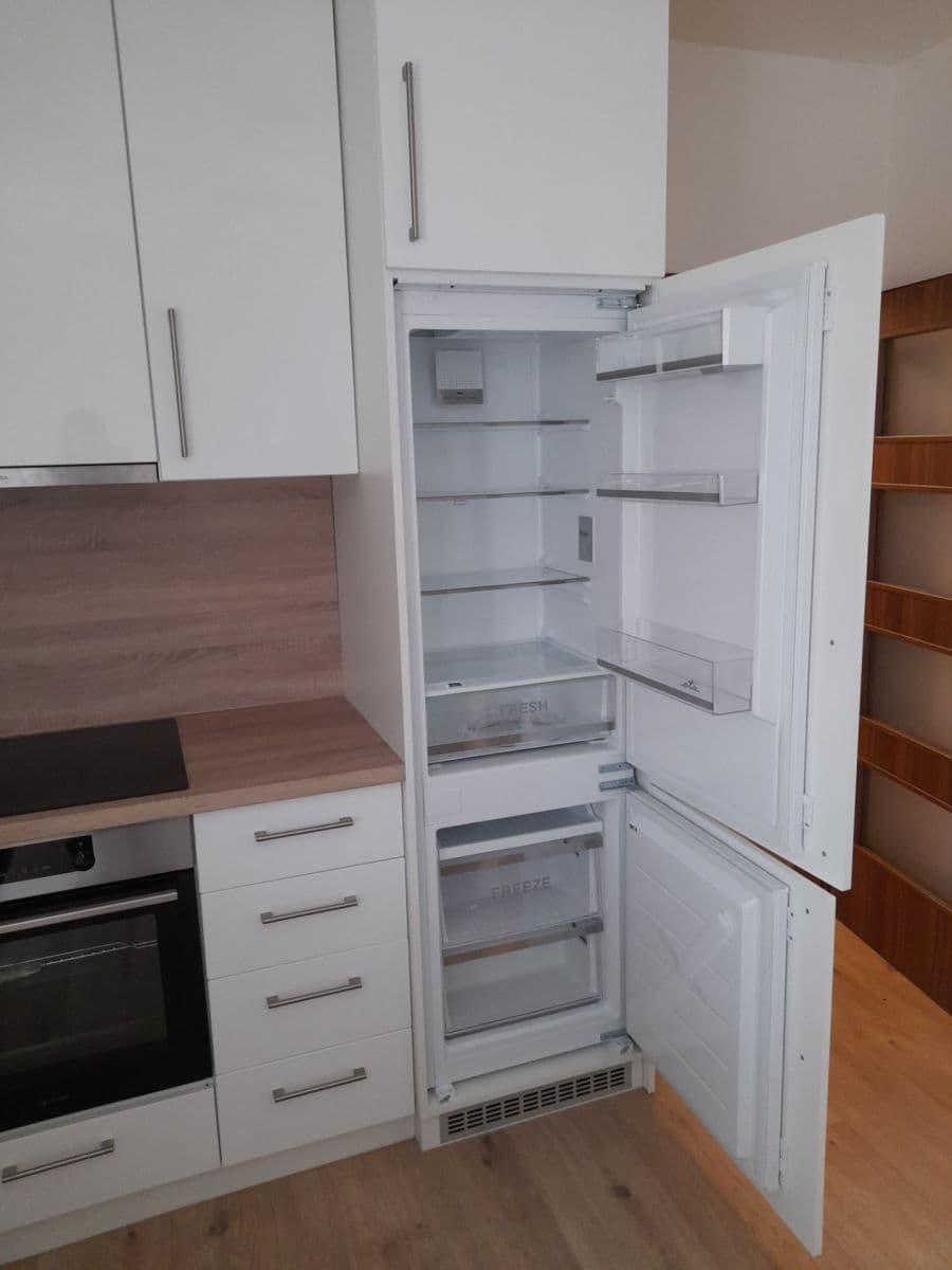Pronájem bytu 1+kk 40 m², Lovčičky, Jihomoravský kraj Pronájem bytu 1+kk 40 m², Lovčičky, Jihomoravský kraj