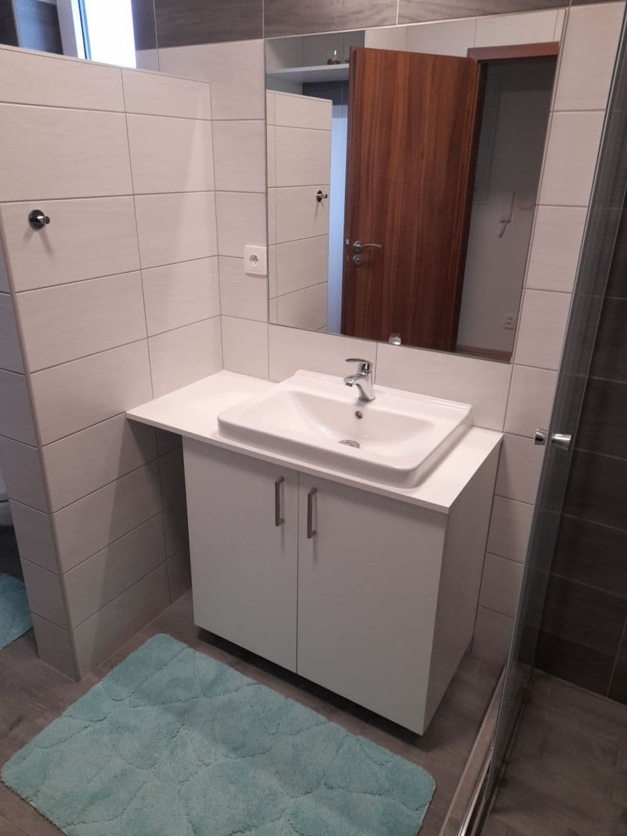 Pronájem bytu 1+kk 40 m², Lovčičky, Jihomoravský kraj Pronájem bytu 1+kk 40 m², Lovčičky, Jihomoravský kraj