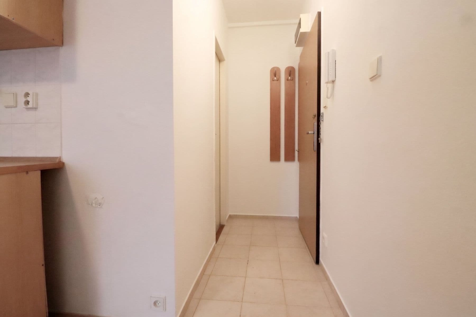 Pronájem bytu 1+kk 25 m², Jílovská, Praha, Praha Pronájem bytu 1+kk 25 m², Jílovská, Praha, Praha