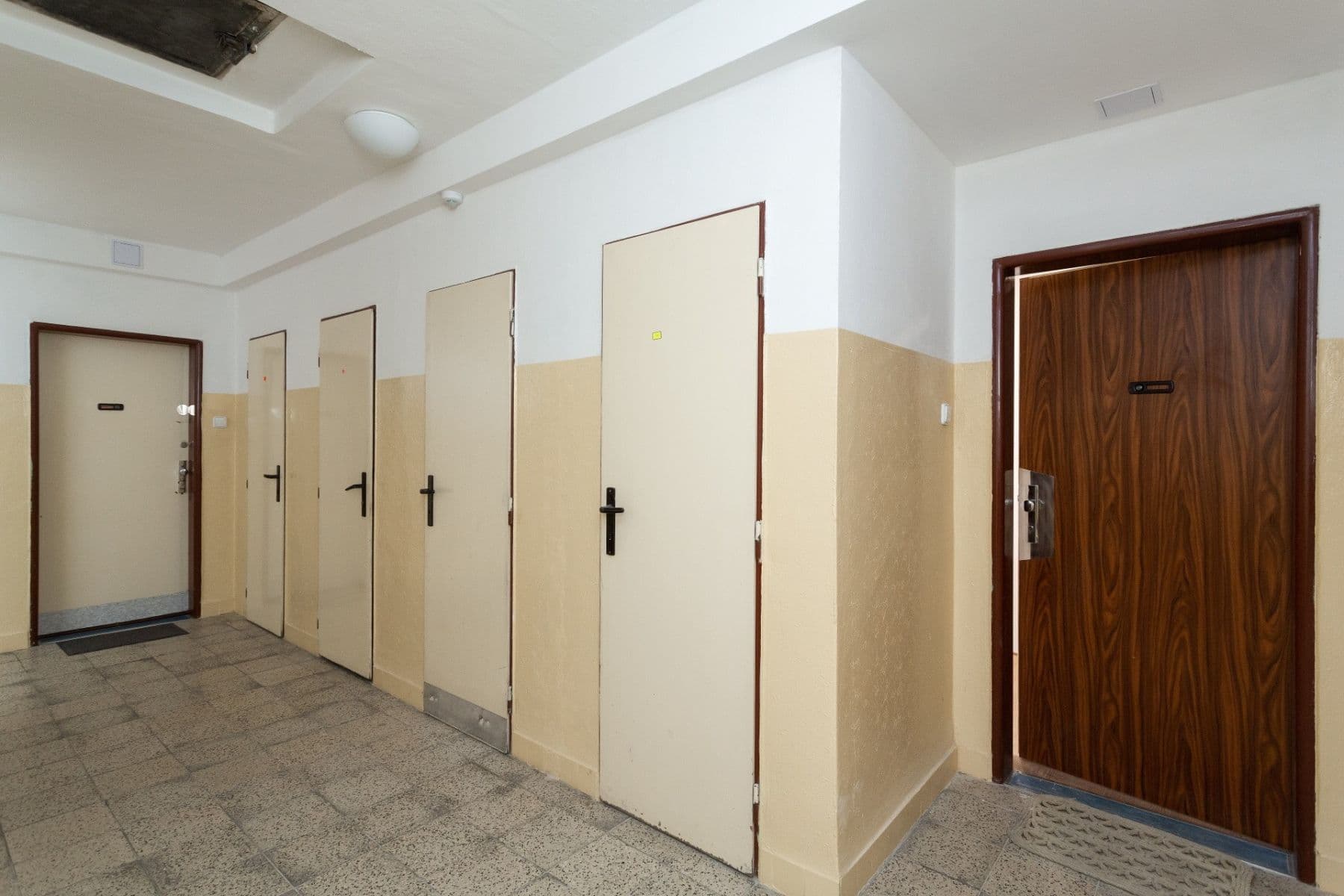 Prodej bytu 3+1 70 m², Božkovská, Praha, Praha Prodej bytu 3+1 70 m², Božkovská, Praha, Praha