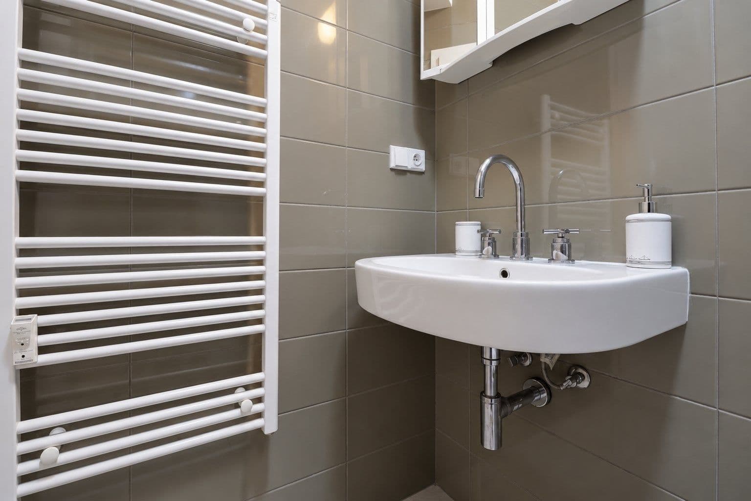 Pronájem bytu 1+kk 22 m², Velvarská, Praha, Praha Pronájem bytu 1+kk 22 m², Velvarská, Praha, Praha