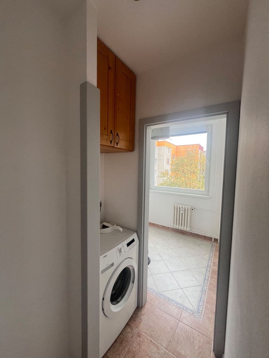 Pronájem bytu 4+1 85 m², Krškova, Praha, Praha Pronájem bytu 4+1 85 m², Krškova, Praha, Praha