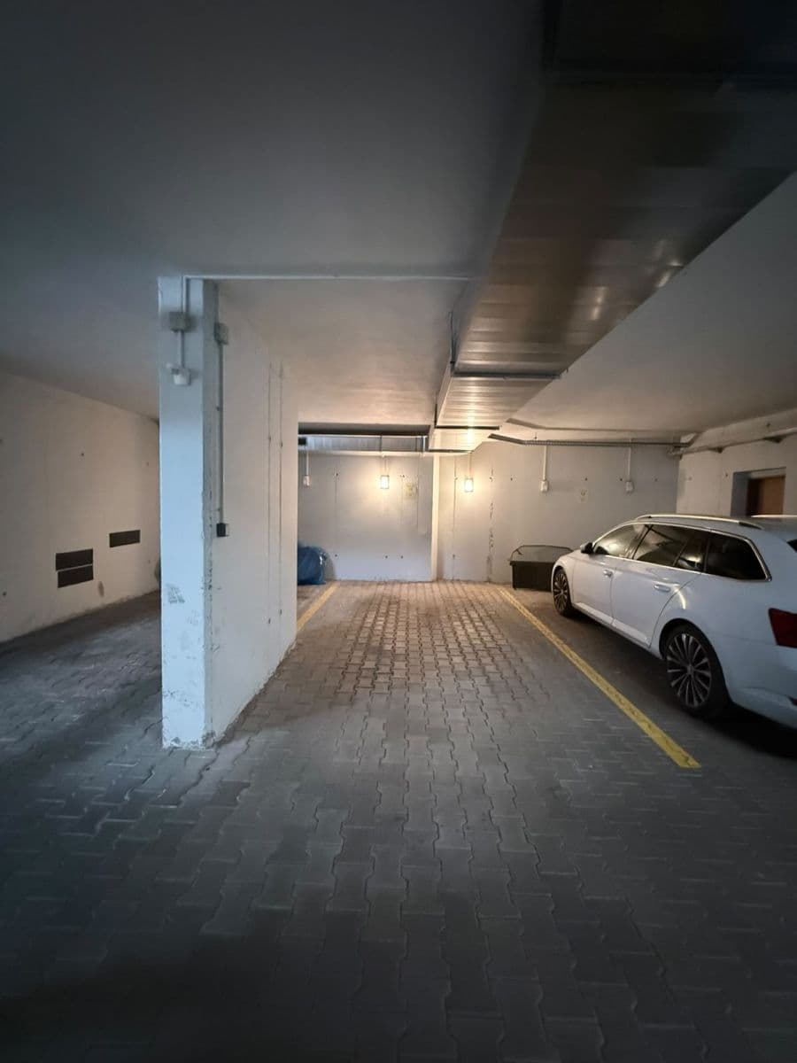 Prodej bytu 2+kk 64 m², Suchdolské náměstí, Praha, Praha Prodej bytu 2+kk 64 m², Suchdolské náměstí, Praha, Praha
