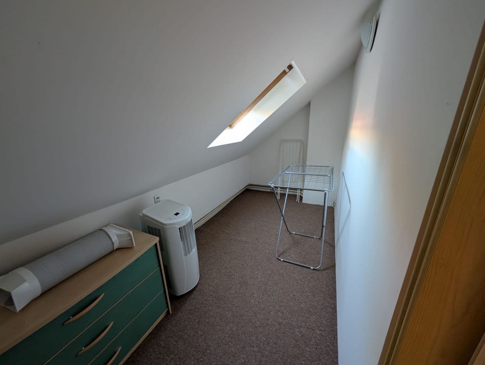 Pronájem bytu 2+1 100 m², V Úžlabině, Praha, Praha Pronájem bytu 2+1 100 m², V Úžlabině, Praha, Praha