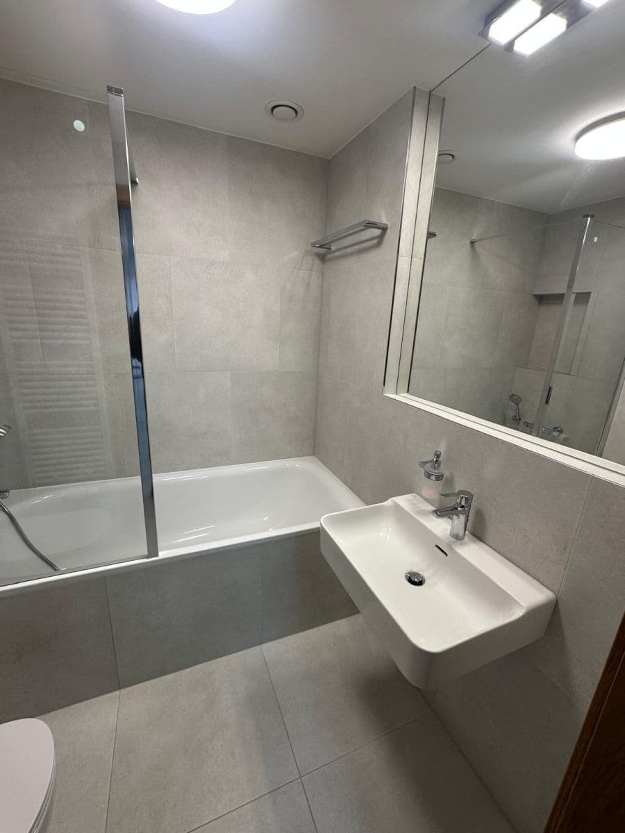 Prodej bytu 2+kk 61 m², Hodonínská, Praha, Praha Prodej bytu 2+kk 61 m², Hodonínská, Praha, Praha