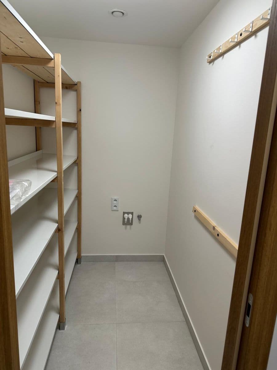 Prodej bytu 2+kk 61 m², Hodonínská, Praha, Praha Prodej bytu 2+kk 61 m², Hodonínská, Praha, Praha