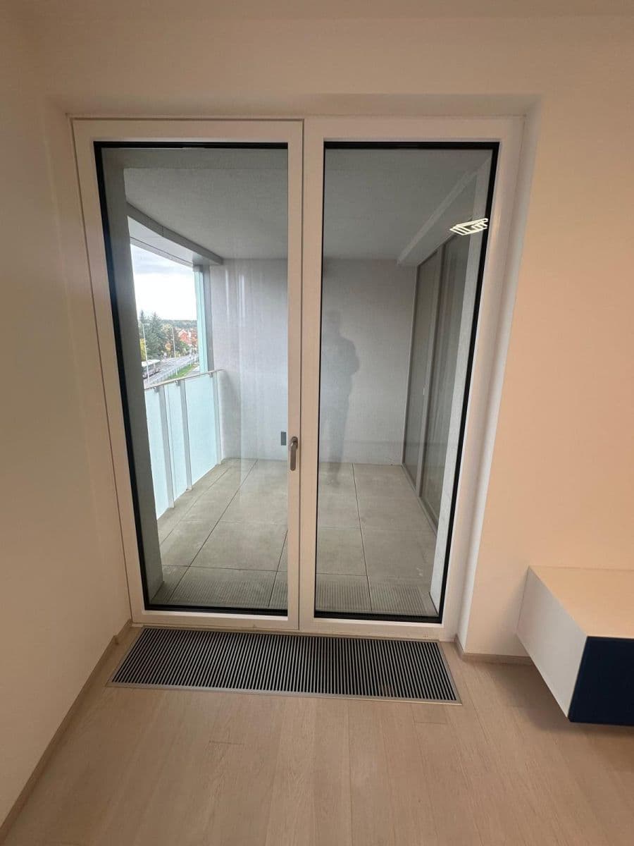 Prodej bytu 2+kk 61 m², Hodonínská, Praha, Praha Prodej bytu 2+kk 61 m², Hodonínská, Praha, Praha