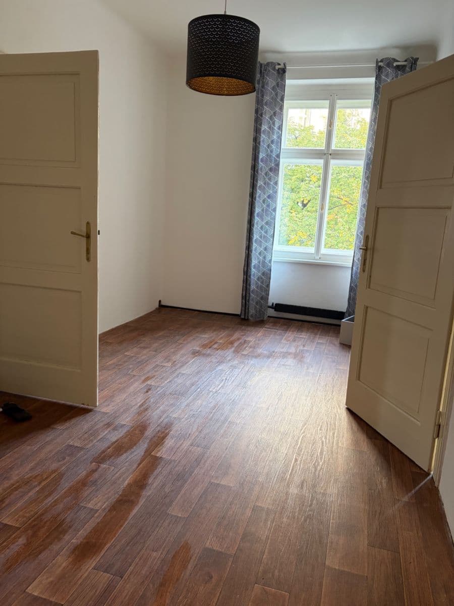 Pronájem bytu 3+1 94 m², Bulharská, Praha, Praha Pronájem bytu 3+1 94 m², Bulharská, Praha, Praha