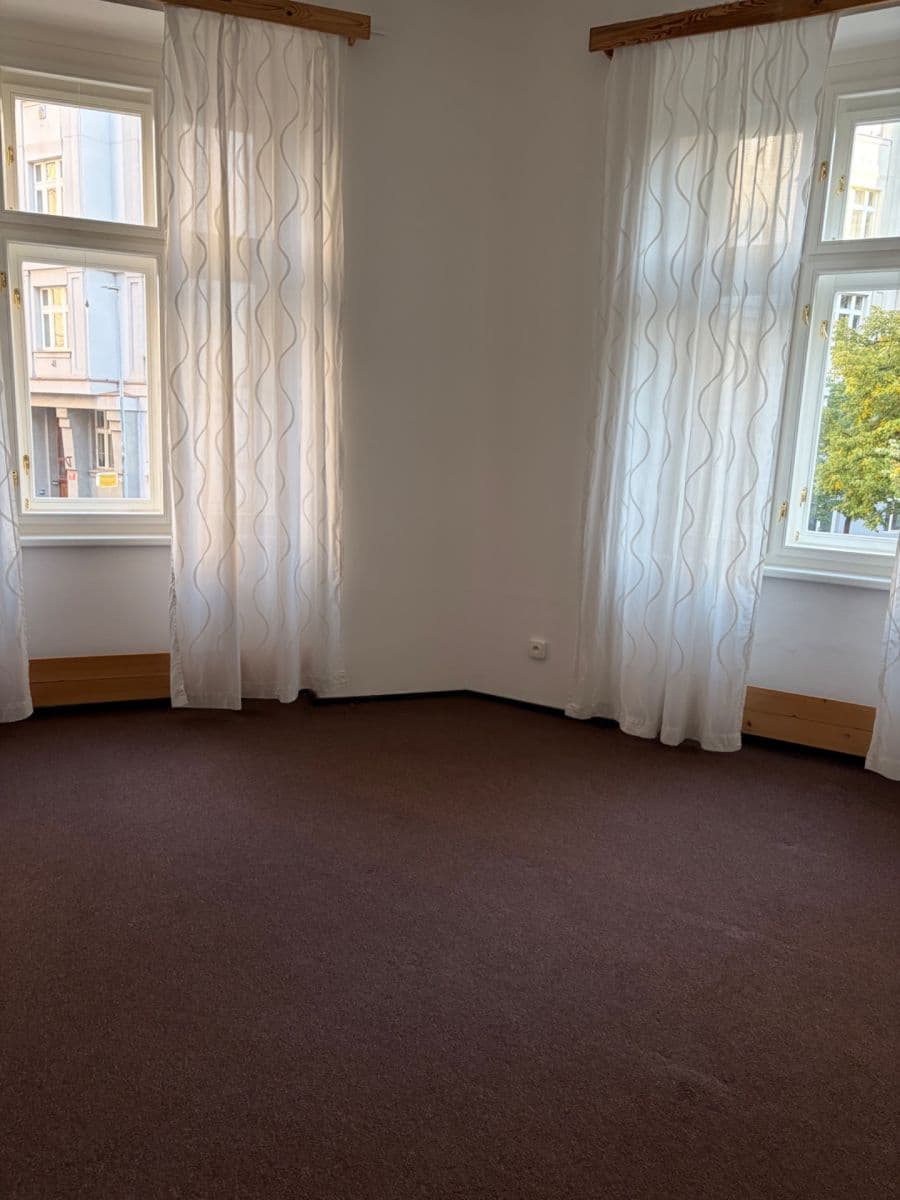 Pronájem bytu 3+1 94 m², Bulharská, Praha, Praha Pronájem bytu 3+1 94 m², Bulharská, Praha, Praha