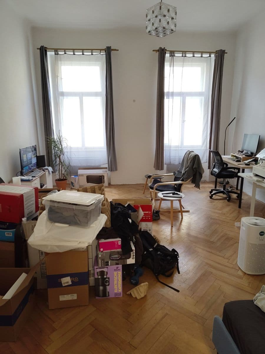 Pronájem bytu 1+1 44 m², Seifertova, Praha, Praha Pronájem bytu 1+1 44 m², Seifertova, Praha, Praha