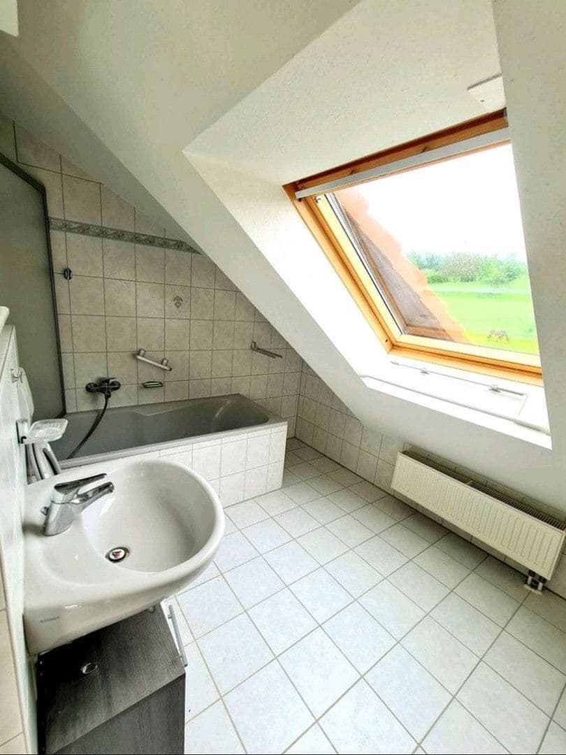 Prodej bytu 3+1 75 m², Am Sonnenrain 11, Bad Bellingen, Bádensko-Württembersko Prodej bytu 3+1 75 m², Am Sonnenrain 11, Bad Bellingen, Bádensko-Württembersko
