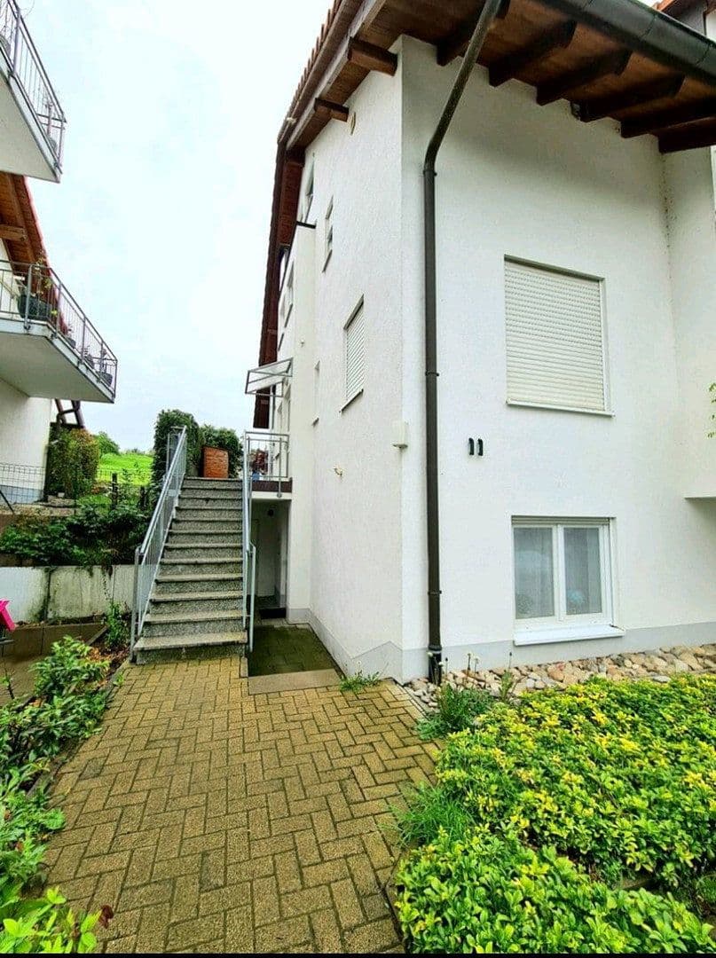 Prodej bytu 3+1 75 m², Am Sonnenrain 11, Bad Bellingen, Bádensko-Württembersko Prodej bytu 3+1 75 m², Am Sonnenrain 11, Bad Bellingen, Bádensko-Württembersko