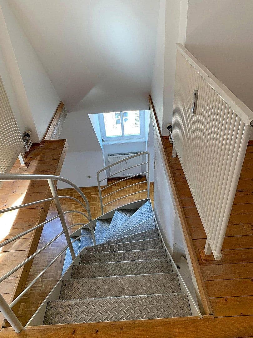 Pronájem bytu 3+1 100 m², Schloßbergstraße 21, Blieskastel, Země Sársko Pronájem bytu 3+1 100 m², Schloßbergstraße 21, Blieskastel, Země Sársko