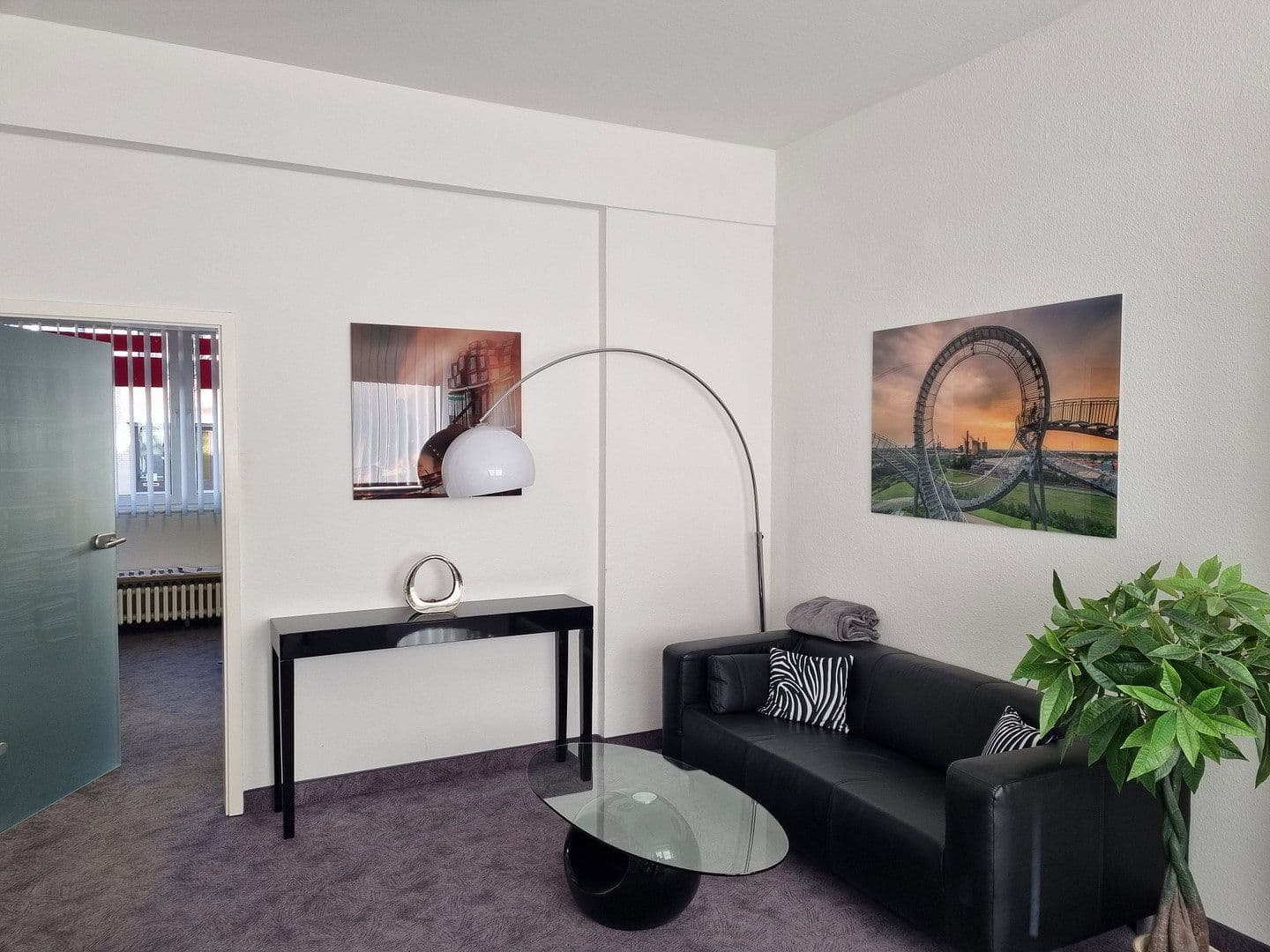 Pronájem kanceláře 107 m², Angermunder Straße 25, Duisburg-Großenbaum, Severní Porýní-Vestfálsko Pronájem kanceláře 107 m², Angermunder Straße 25, Duisburg-Großenbaum, Severní Porýní-Vestfálsko