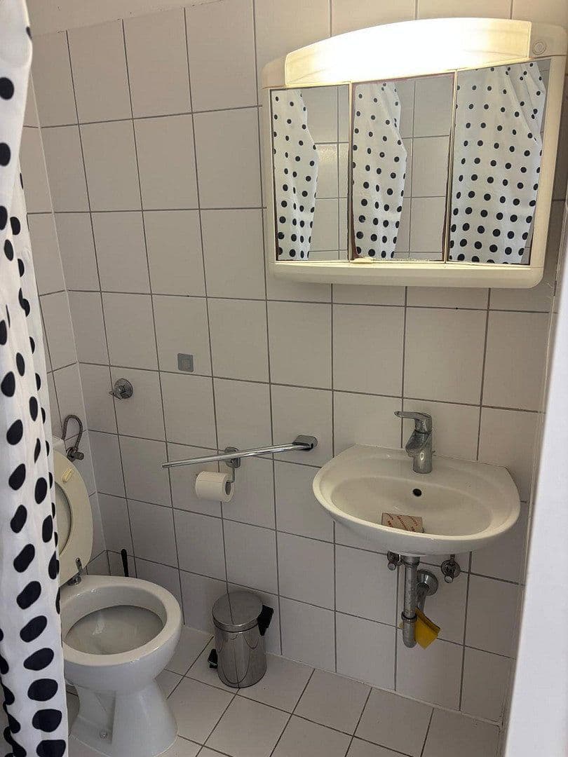 Pronájem bytu 1+1 20 m², Mannheim, Bádensko-Württembersko Pronájem bytu 1+1 20 m², Mannheim, Bádensko-Württembersko