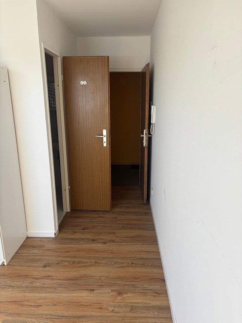 Pronájem bytu 1+1 20 m², Mannheim, Bádensko-Württembersko Pronájem bytu 1+1 20 m², Mannheim, Bádensko-Württembersko