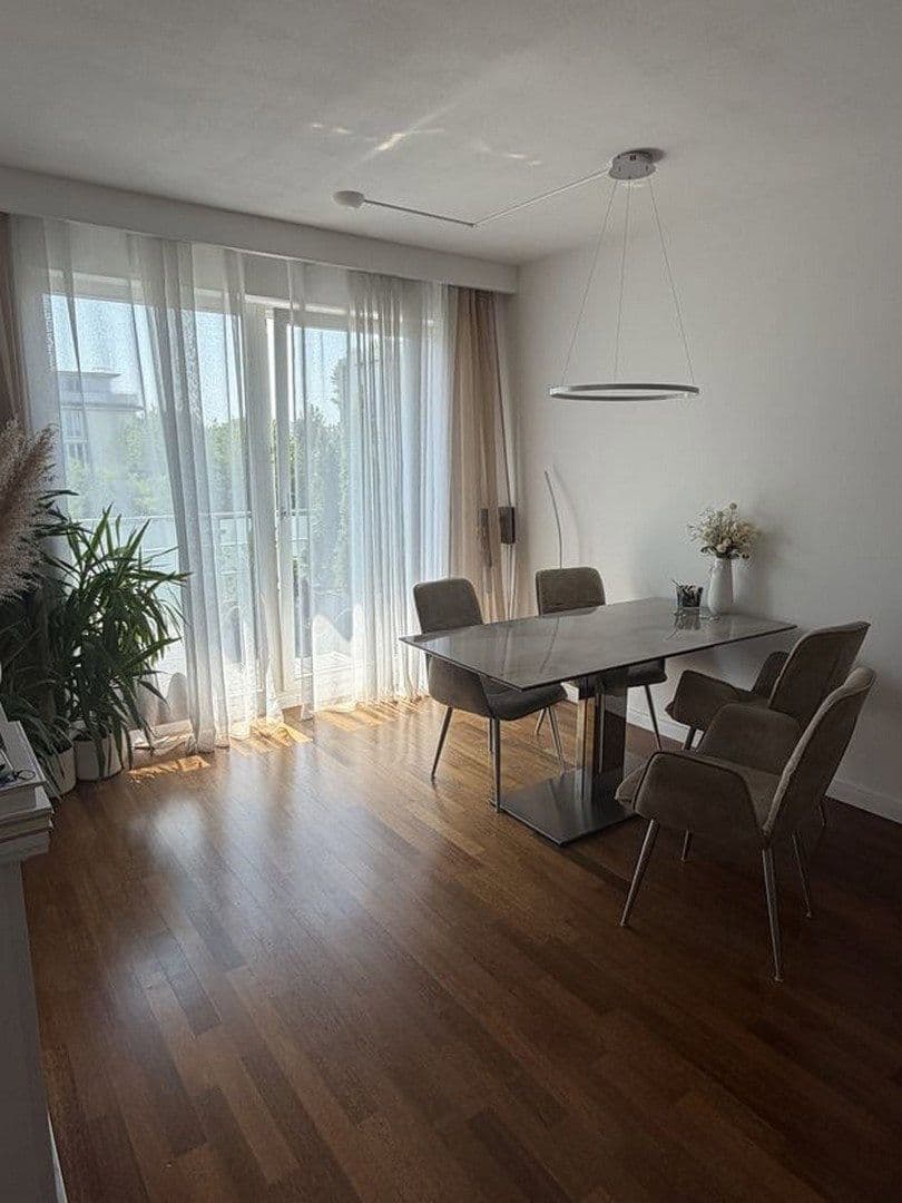 Pronájem bytu 1+1 20 m², München, Bavorsko Pronájem bytu 1+1 20 m², München, Bavorsko