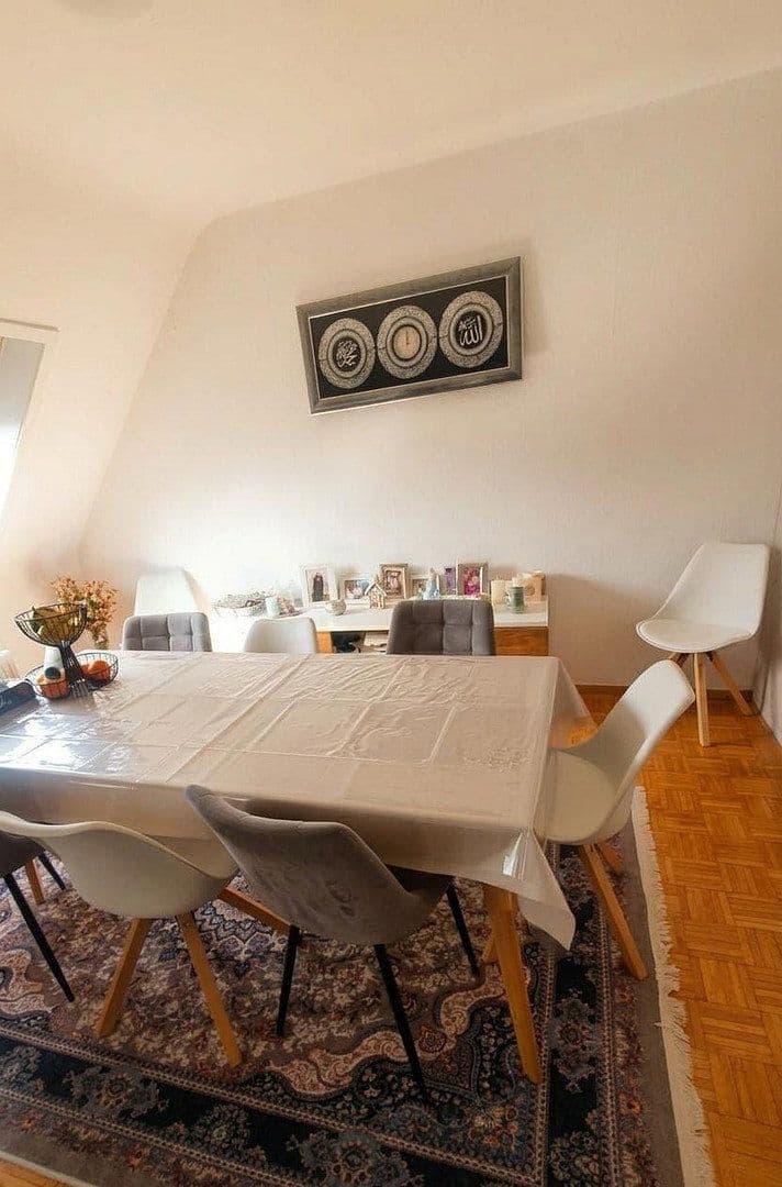 Prodej bytu 3+1 90 m², Färberstraße 55, Villingen-Schwenningen, Bádensko-Württembersko Prodej bytu 3+1 90 m², Färberstraße 55, Villingen-Schwenningen, Bádensko-Württembersko