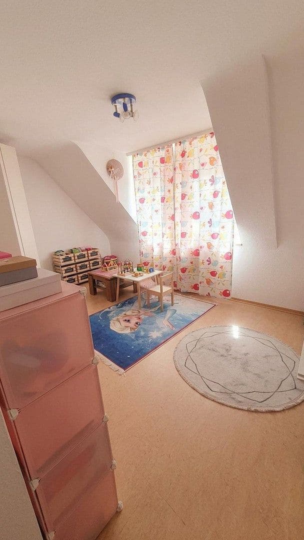 Prodej bytu 3+1 90 m², Färberstraße 55, Villingen-Schwenningen, Bádensko-Württembersko Prodej bytu 3+1 90 m², Färberstraße 55, Villingen-Schwenningen, Bádensko-Württembersko