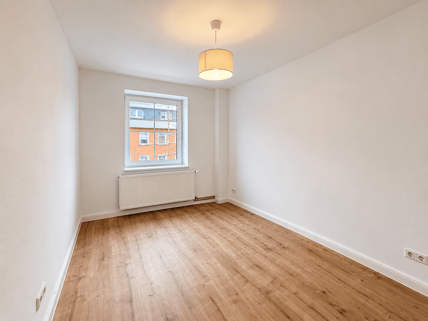 Pronájem bytu 2+1 34 m², Wollenweberstraße 30, Hildesheim, Dolní Sasko Pronájem bytu 2+1 34 m², Wollenweberstraße 30, Hildesheim, Dolní Sasko