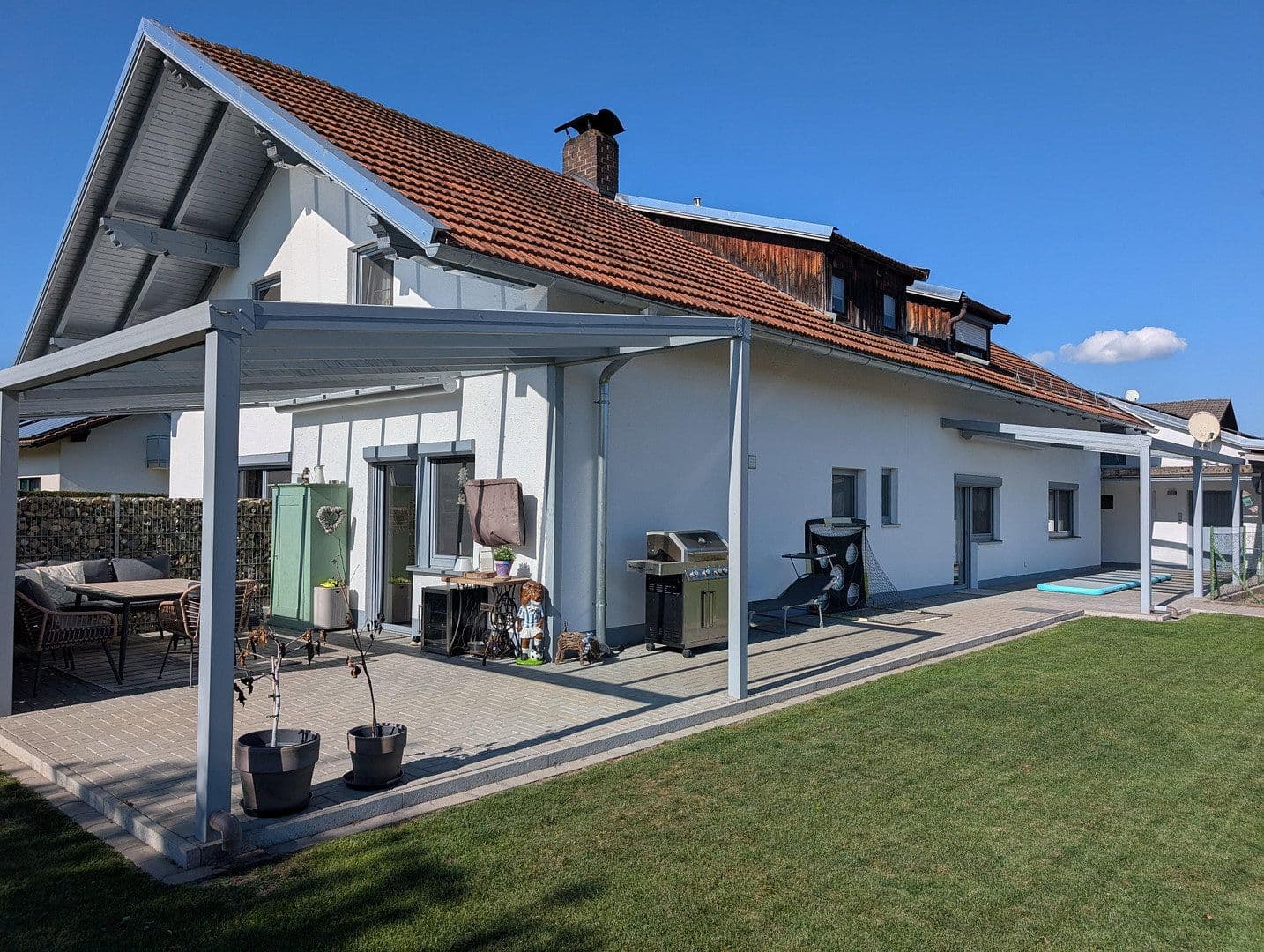 Prodej domu 220 m², pozemek 986 m², Niederwinkling, Bavorsko Prodej domu 220 m², pozemek 986 m², Niederwinkling, Bavorsko
