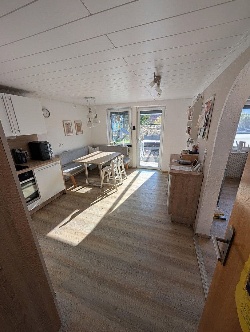 Prodej domu 220 m², pozemek 986 m², Niederwinkling, Bavorsko Prodej domu 220 m², pozemek 986 m², Niederwinkling, Bavorsko
