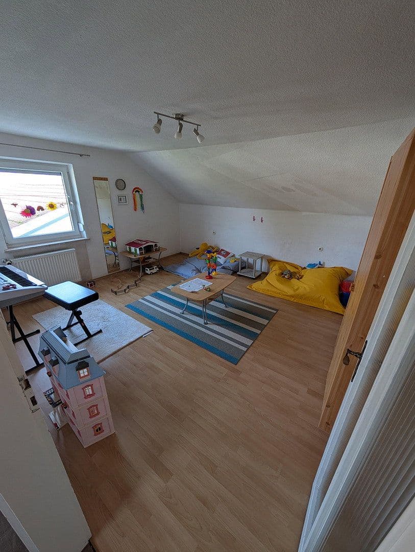 Prodej domu 220 m², pozemek 986 m², Niederwinkling, Bavorsko Prodej domu 220 m², pozemek 986 m², Niederwinkling, Bavorsko