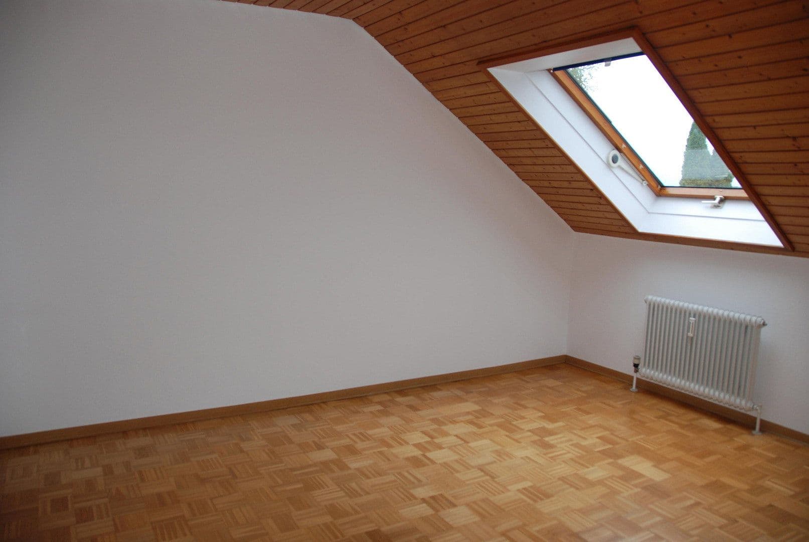 Pronájem bytu 3+1 68 m², Teutonenstr. 7, Leinfelden-Echterdingen, Bádensko-Württembersko Pronájem bytu 3+1 68 m², Teutonenstr. 7, Leinfelden-Echterdingen, Bádensko-Württembersko