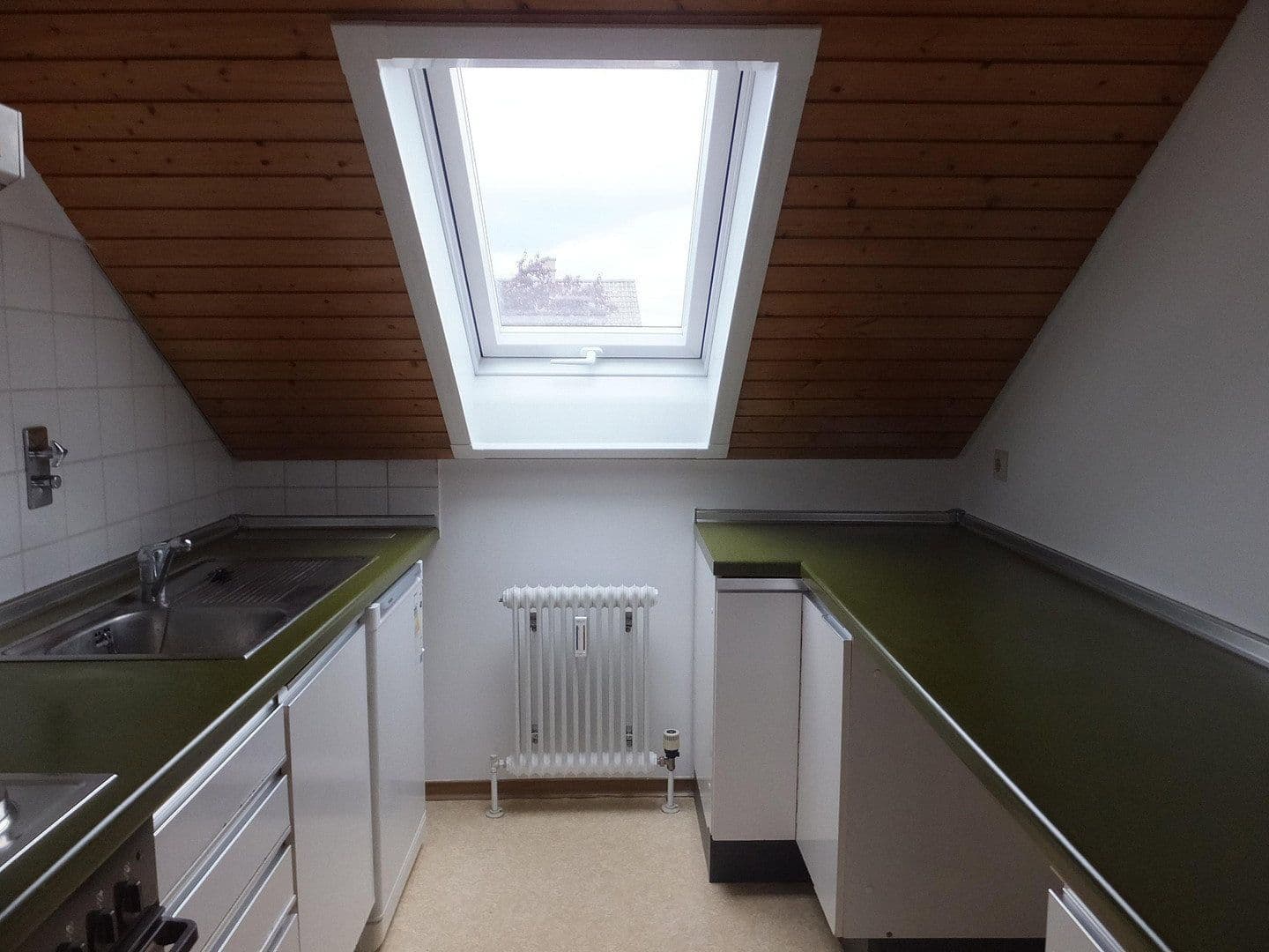 Pronájem bytu 3+1 68 m², Teutonenstr. 7, Leinfelden-Echterdingen, Bádensko-Württembersko Pronájem bytu 3+1 68 m², Teutonenstr. 7, Leinfelden-Echterdingen, Bádensko-Württembersko