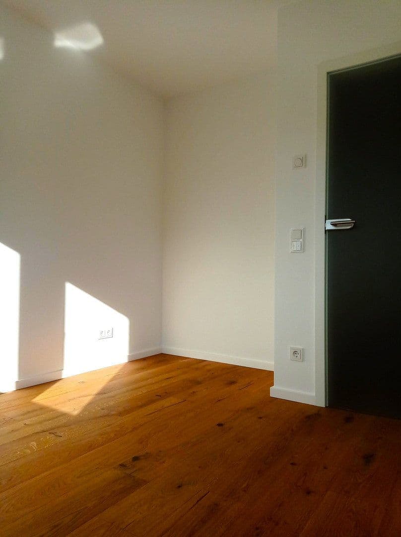 Prodej bytu 4+1 101 m², Meerbusch, Severní Porýní-Vestfálsko Prodej bytu 4+1 101 m², Meerbusch, Severní Porýní-Vestfálsko