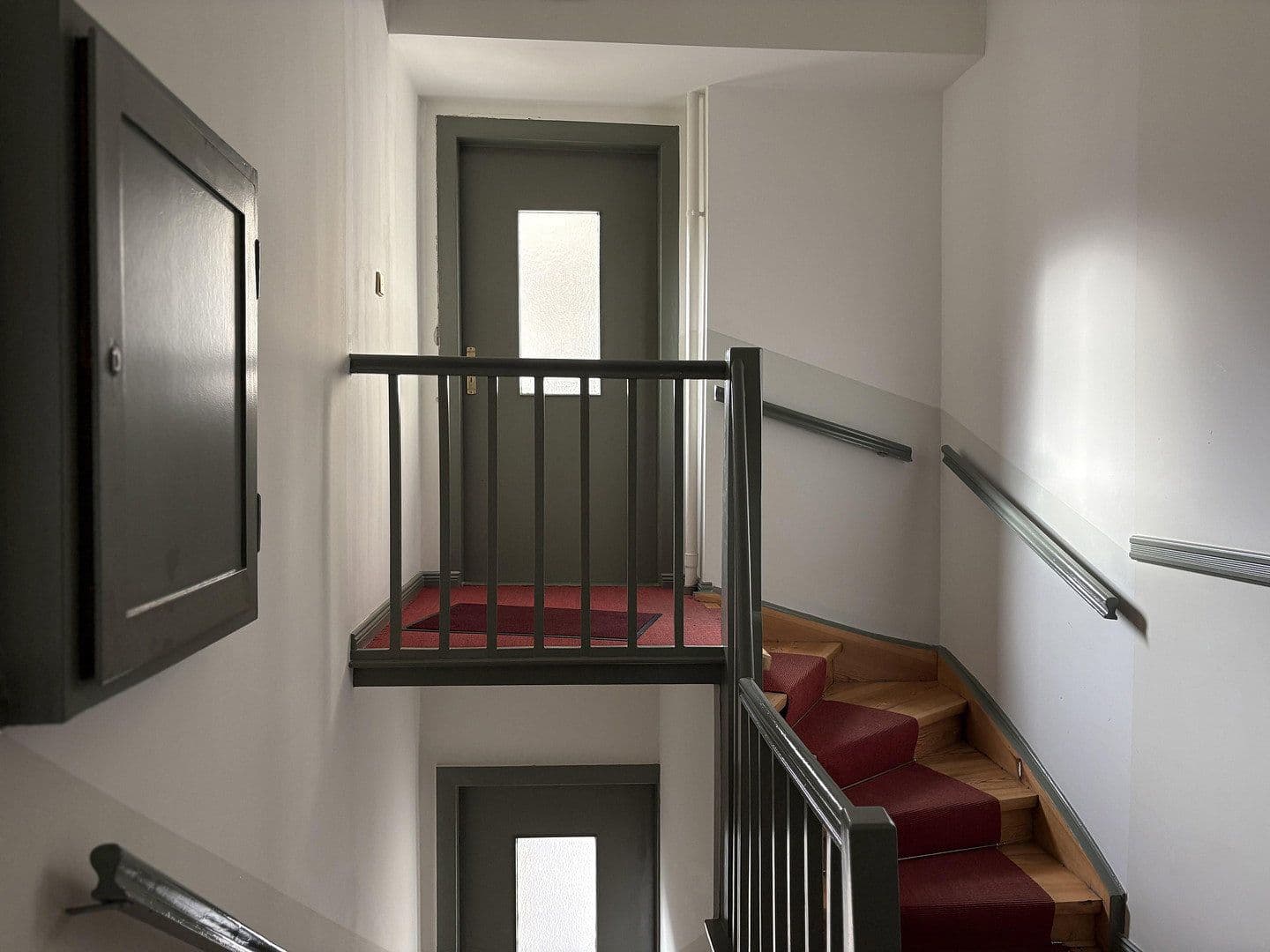 Prodej bytu 1+1 40 m², Güntzelstr.66, Berlin, Berlín Prodej bytu 1+1 40 m², Güntzelstr.66, Berlin, Berlín