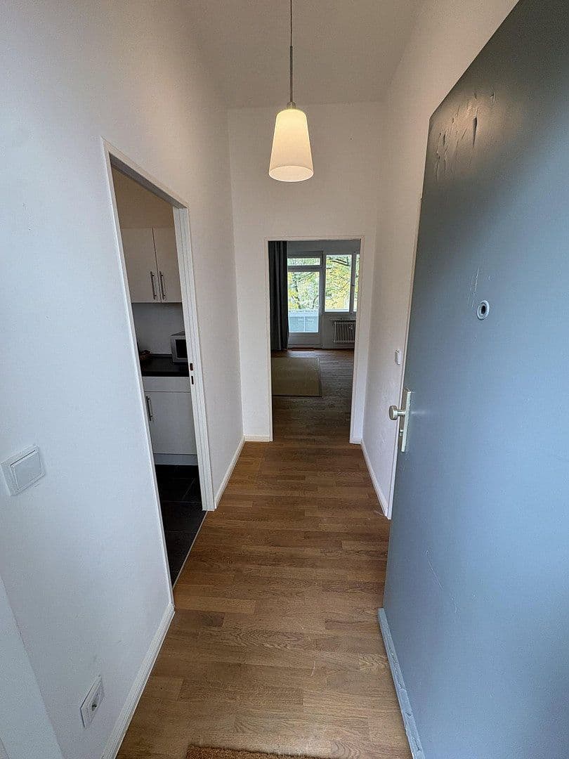 Prodej bytu 1+1 40 m², Güntzelstr.66, Berlin, Berlín Prodej bytu 1+1 40 m², Güntzelstr.66, Berlin, Berlín