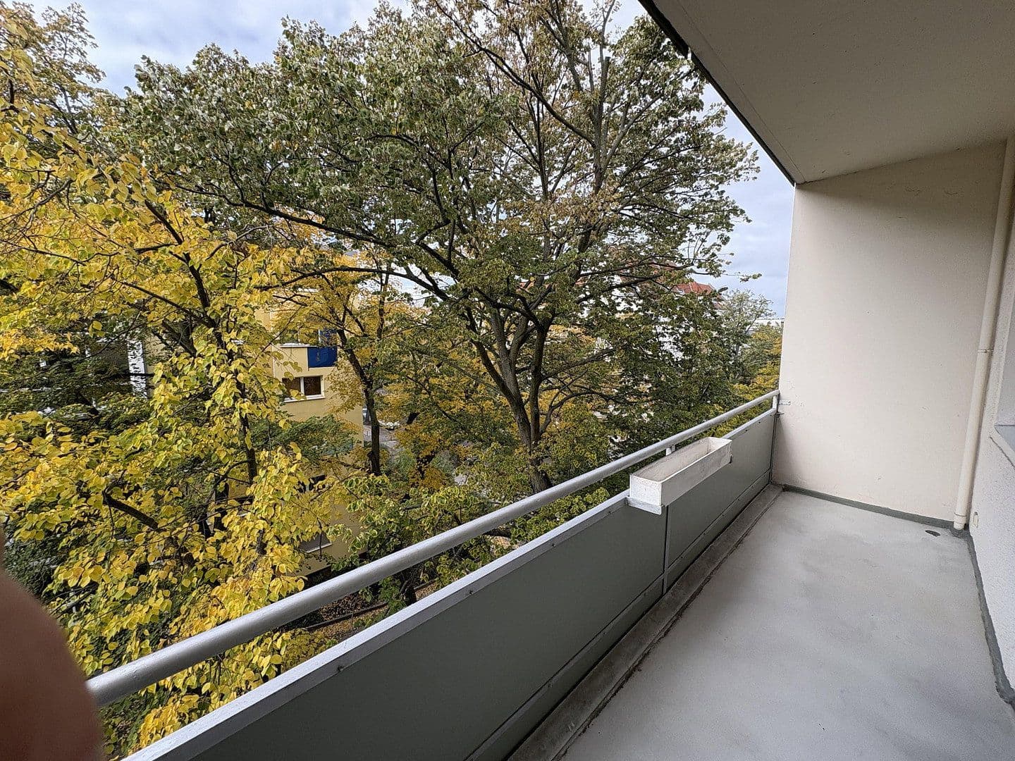 Prodej bytu 1+1 40 m², Güntzelstr.66, Berlin, Berlín Prodej bytu 1+1 40 m², Güntzelstr.66, Berlin, Berlín