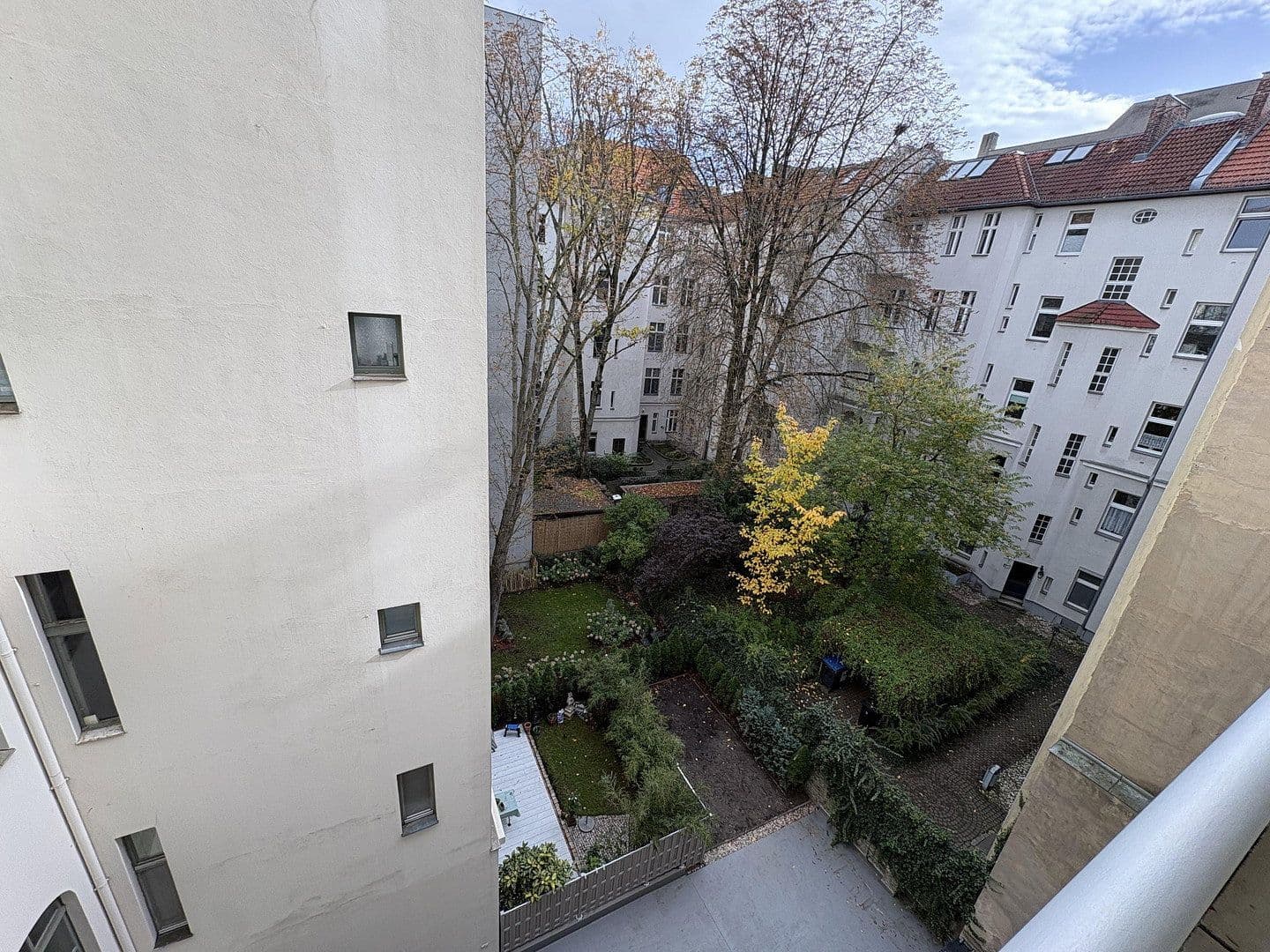 Prodej bytu 1+1 40 m², Güntzelstr.66, Berlin, Berlín Prodej bytu 1+1 40 m², Güntzelstr.66, Berlin, Berlín