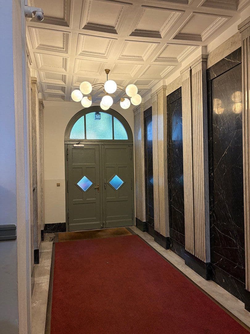 Prodej bytu 1+1 40 m², Güntzelstr.66, Berlin, Berlín Prodej bytu 1+1 40 m², Güntzelstr.66, Berlin, Berlín