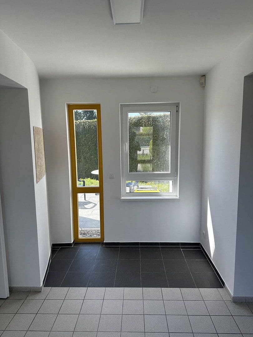 Pronájem kanceláře 141 m², Bad Kleinen, Mecklenburg-Vorpommern Pronájem kanceláře 141 m², Bad Kleinen, Mecklenburg-Vorpommern