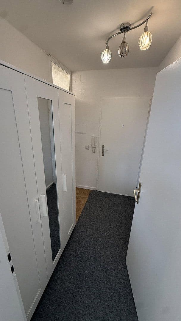 Pronájem bytu 1+1 30 m², Paul-Gerhard-Allee 44, München-Pasing-Obermenzing, Bavorsko Pronájem bytu 1+1 30 m², Paul-Gerhard-Allee 44, München-Pasing-Obermenzing, Bavorsko