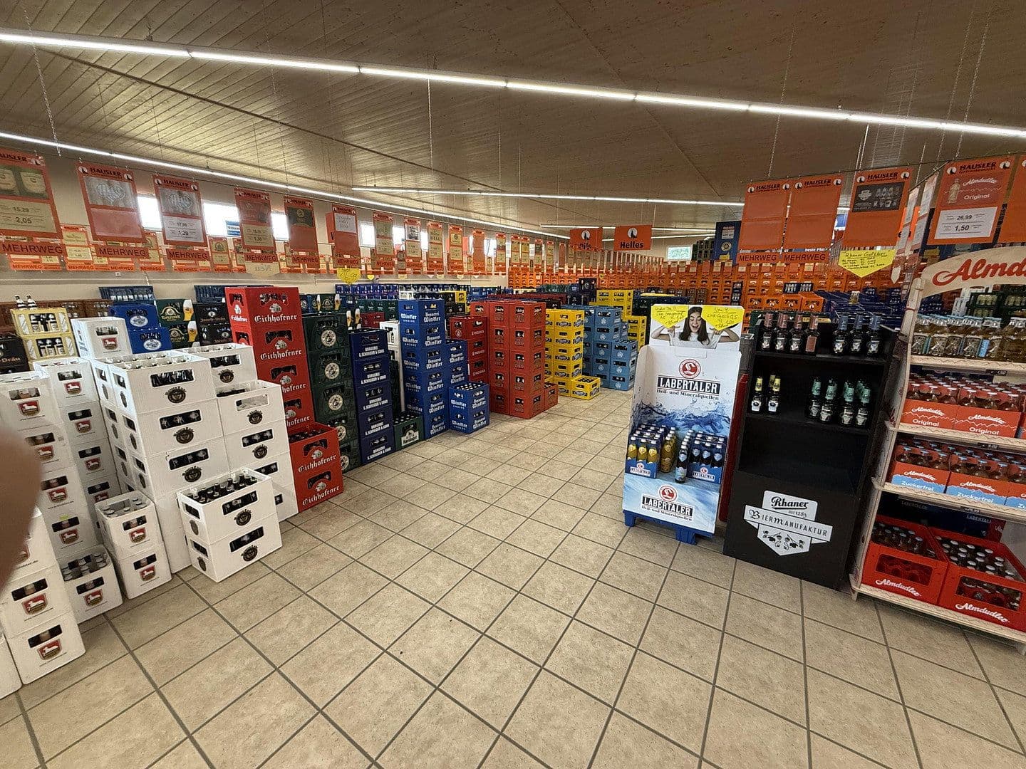 Prodej nebytového prostoru 1.968 m², Angerweiher 5A, Nabburg, Bavorsko Prodej nebytového prostoru 1.968 m², Angerweiher 5A, Nabburg, Bavorsko