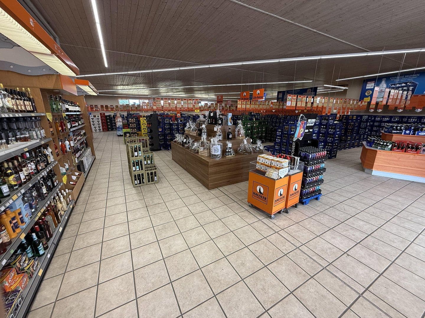 Prodej nebytového prostoru 1.968 m², Angerweiher 5A, Nabburg, Bavorsko Prodej nebytového prostoru 1.968 m², Angerweiher 5A, Nabburg, Bavorsko