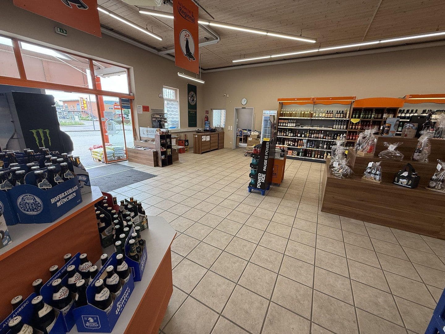Prodej nebytového prostoru 1.968 m², Angerweiher 5A, Nabburg, Bavorsko Prodej nebytového prostoru 1.968 m², Angerweiher 5A, Nabburg, Bavorsko