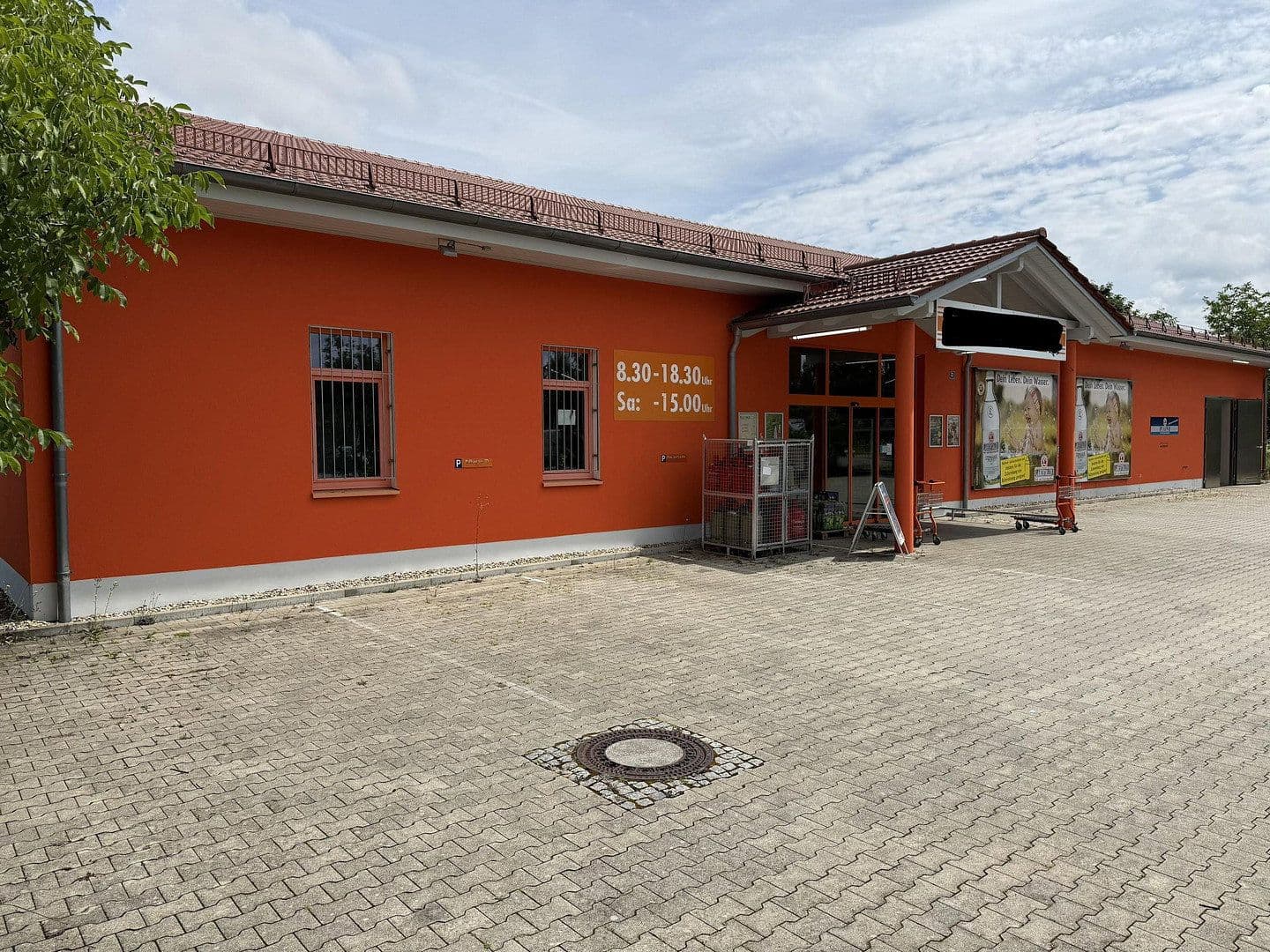 Prodej nebytového prostoru 2.090 m², Neuburger Straße 22, Reichertshofen, Bavorsko Prodej nebytového prostoru 2.090 m², Neuburger Straße 22, Reichertshofen, Bavorsko